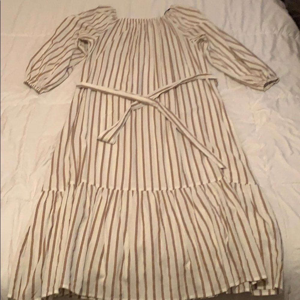 Maxi tan and cream dress w/ drawstring  SMALL